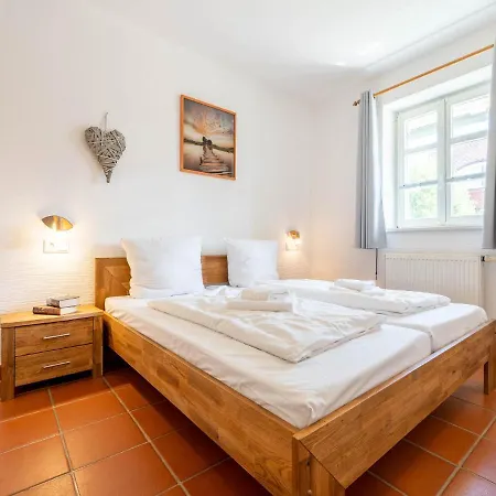 Appartamento Rugana - Komfort Mit 1 Schlafzimmern Und Terrasse D28 *